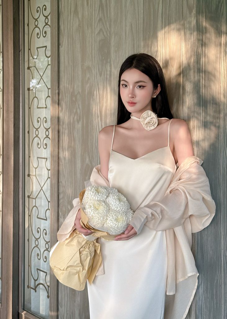 Set đầm lụa hai dây dáng dài mix sơ mi mỏng