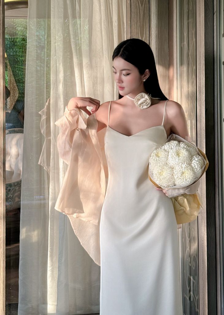 Set đầm lụa hai dây dáng dài mix sơ mi mỏng