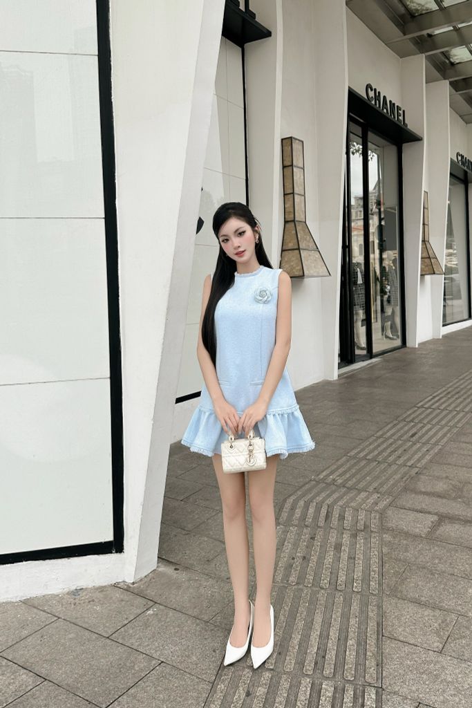 Đầm dạ ngắn dáng suông dễ thương