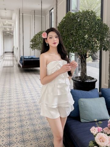 Set áo bèo cúp ngực phối quần kaki ngắn