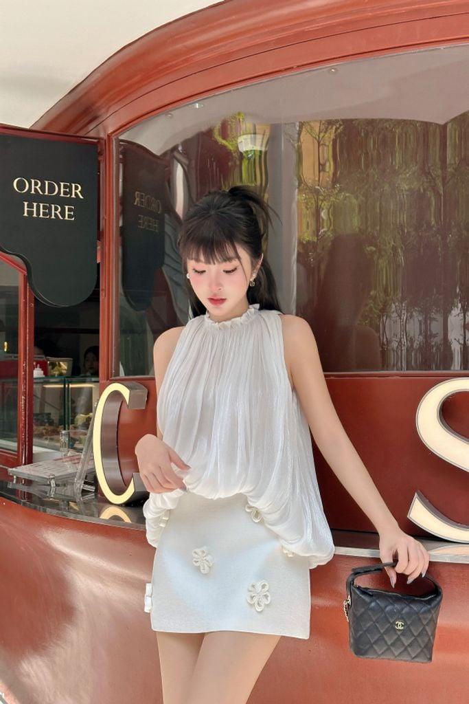 Set áo tơ gân phối chân váy đính hoa