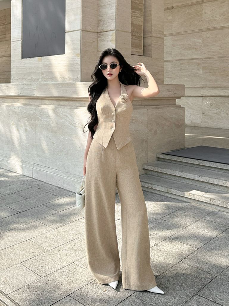 Set áo vest cổ yếm hở lưng phối quần suông dài sang chảnh