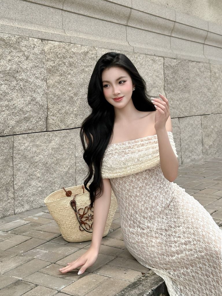 Đầm bẹt vai ôm body ren thun hoạ tiết