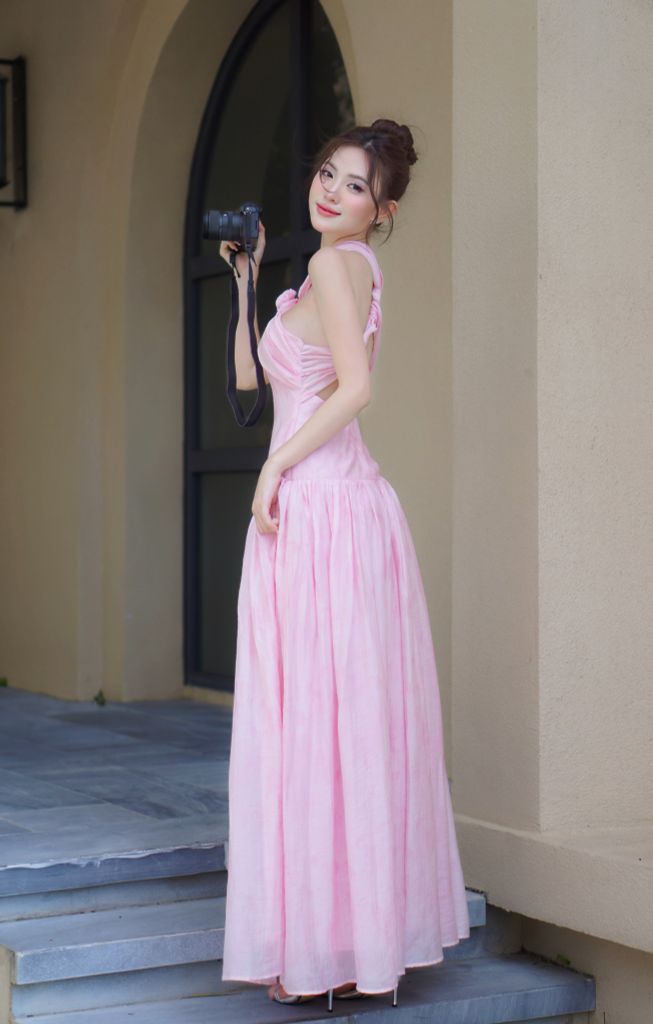 Đầm maxi cổ chéo đính hoa