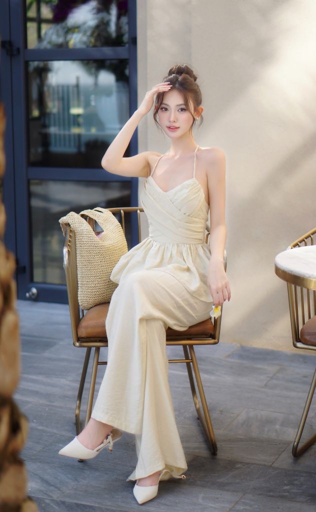 Set áo linen hai dây phối quần suông