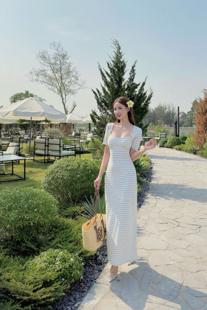 Đầm thun sọc cổ vuông