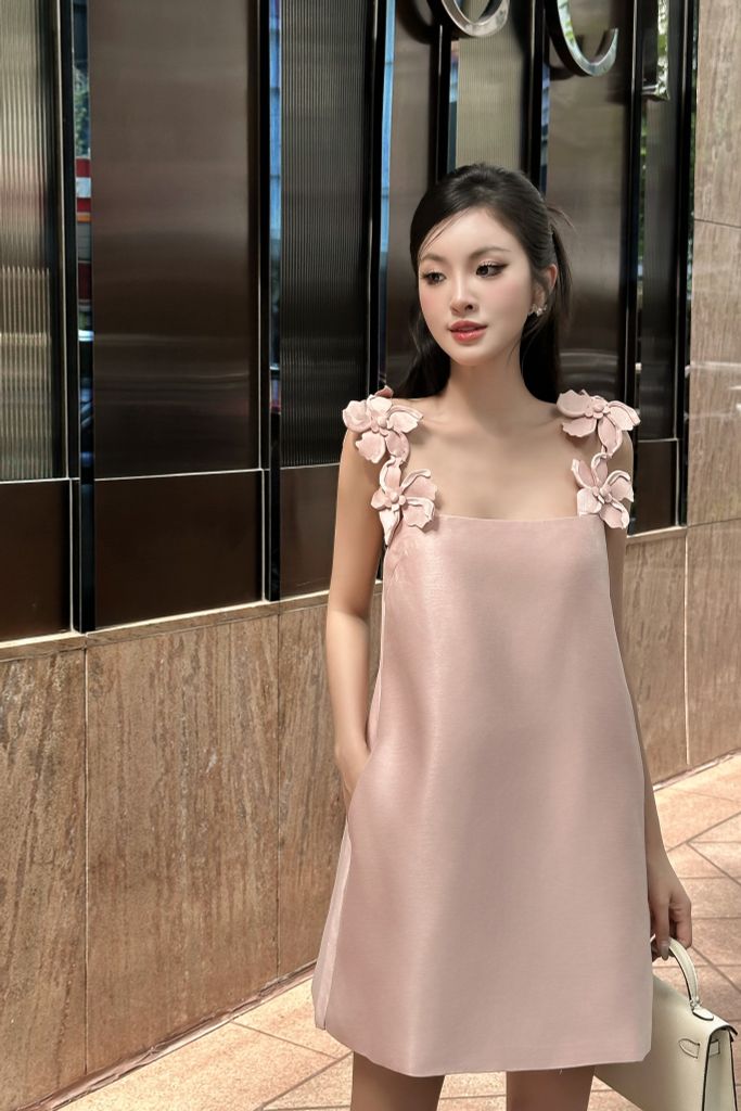 Đầm suông hai dây hoa