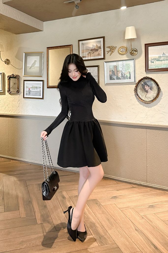 Đầm thun xoè tay dài