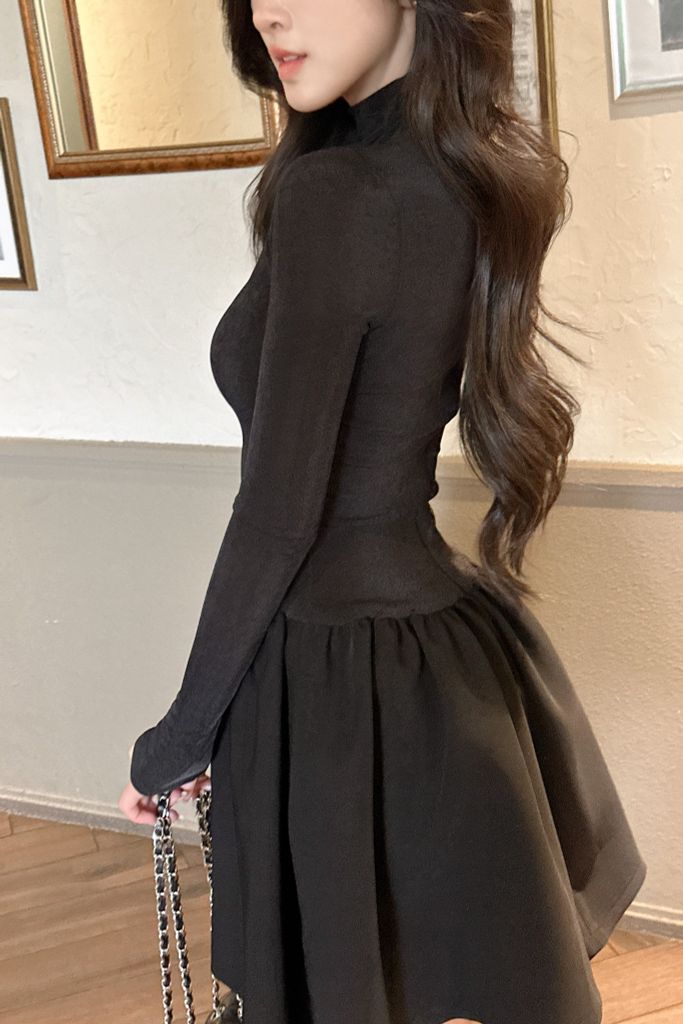 Đầm thun xoè tay dài