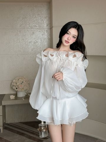 Đầm cổ sóng bèo tầng dáng ngắn