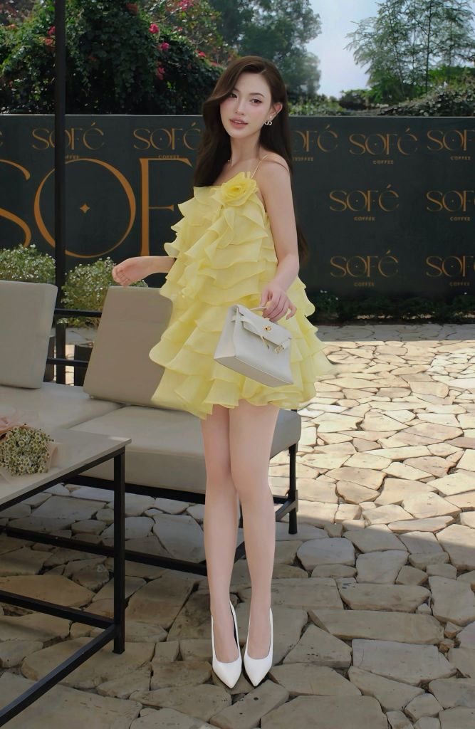 Set áo hai dây bèo tầng phối chân váy