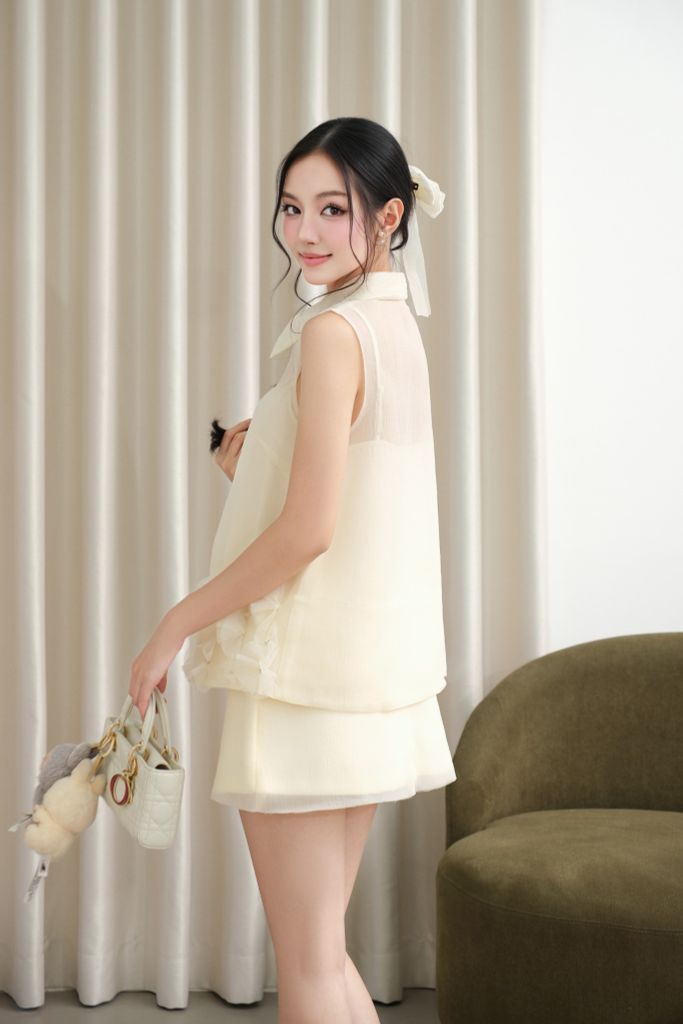 Set đồ sơ mi sát nách phối áo dây & chân váy ôm