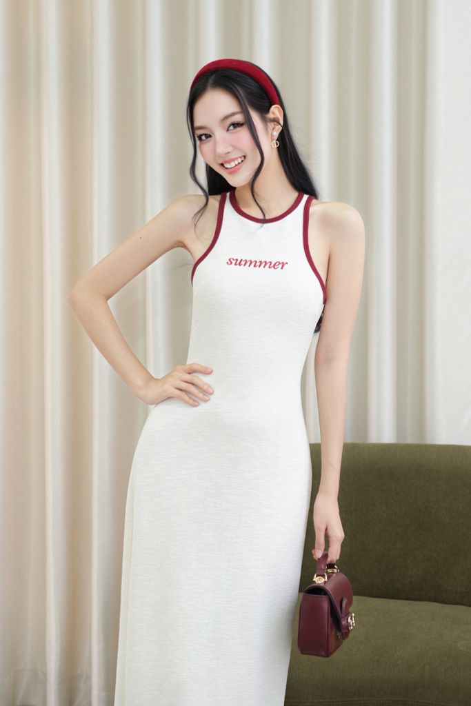 Đầm Thun Dáng Dài Sát Nách Viền Đỏ