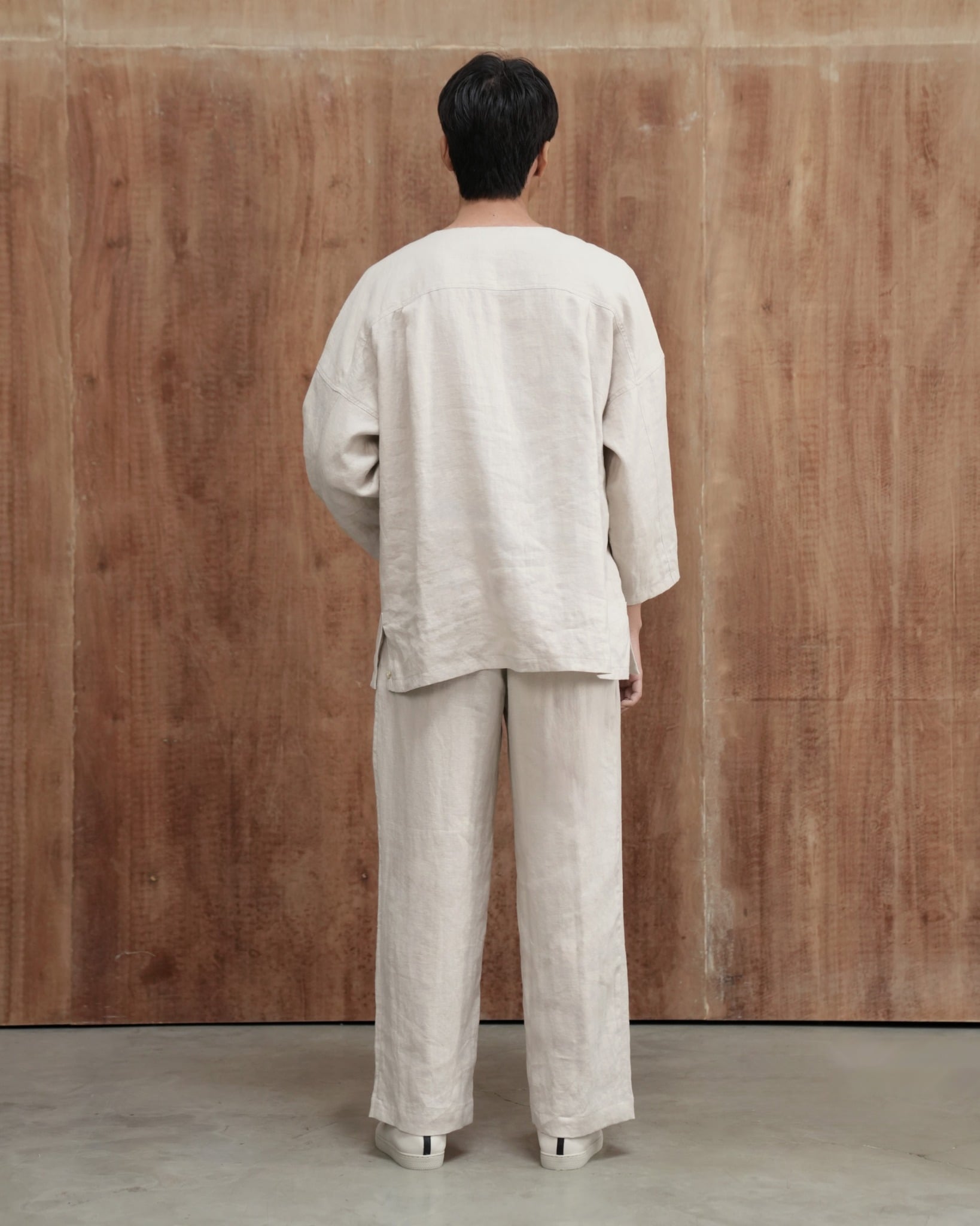  Điền - Haft Sleeves Linen Blouse 