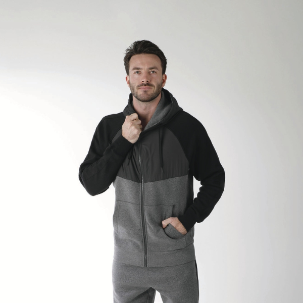  Sportswear Collection 