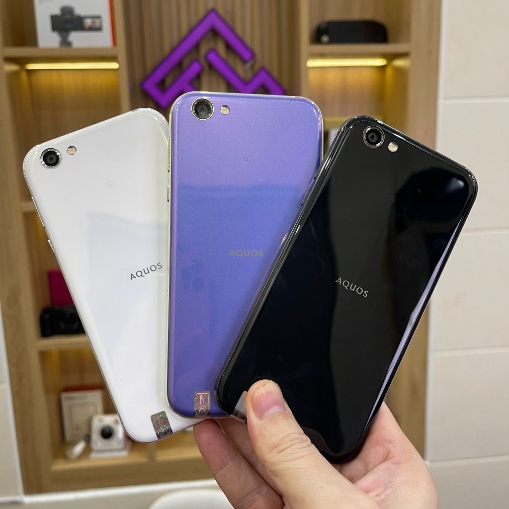 Điện thoại Sharp Aquos R (SHV39) Màn 2K - Snap 835 Ram 4G+64G