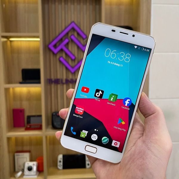 Điện thoại Gree G0215D màn 6 inch 2K - Ram 4G 64G