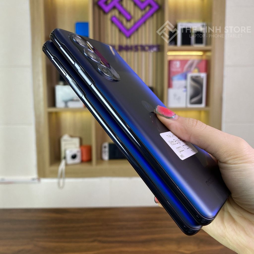 Điện thoại Moto EDGE Plus 5G UW (2022) XT2201 - Snapdragon 8 Gen 1