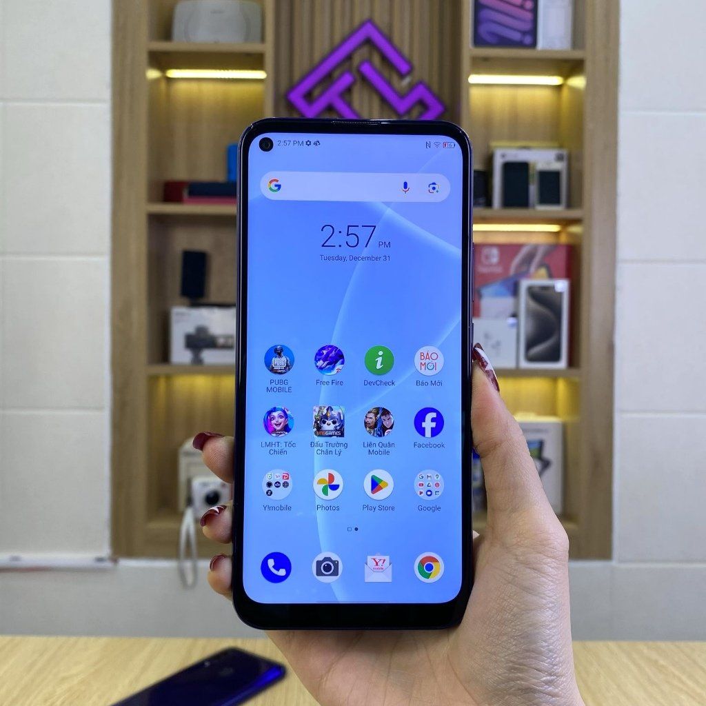Điện thoại ZTE Libero 5G (A003ZT) bản Lock Sim - Snapdragon 690 5G ram 4G 64G