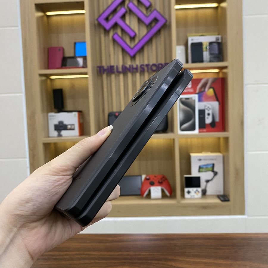 Điện thoại Sharp Aquos R7 màn 240Hz - Snapdragon 8 Gen 1 ram 12G 256G