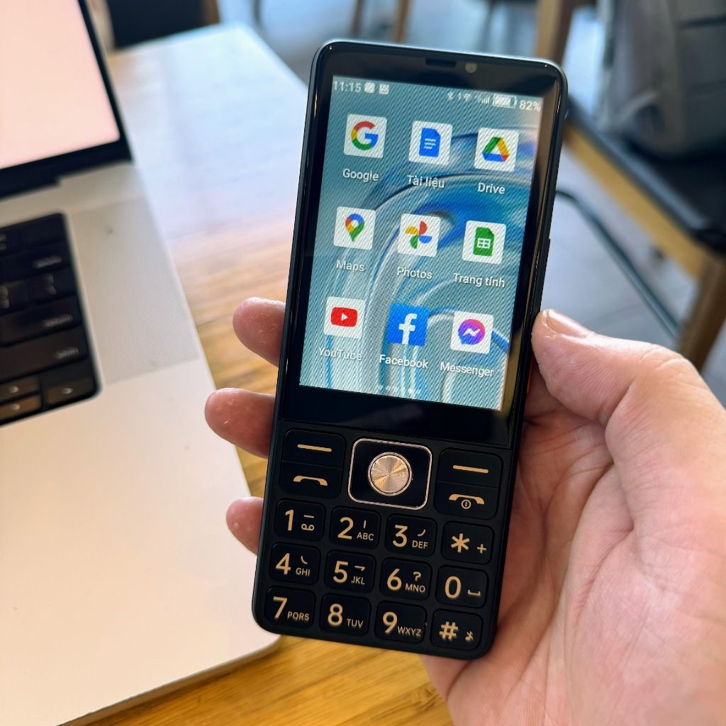 Điện thoại Coolpad Y60 5G màn cảm ứng - Android 13 Chip Unisoc T157 Ram 3G 32G