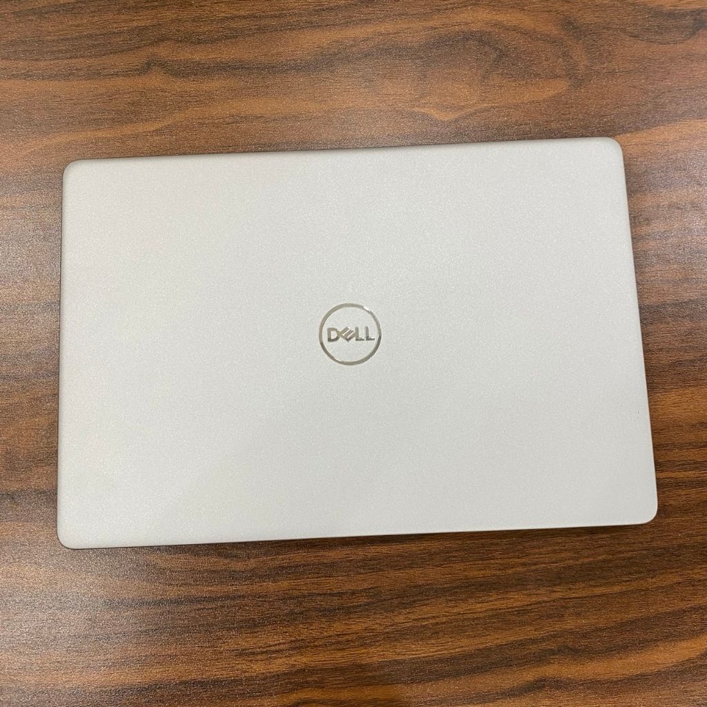 Laptop Dell Vostro 5370 màn 13.3 inch FHD - Core i5 8250u 8G 256G SSD