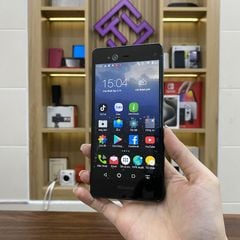 Điện thoại Nhật Fujitsu Arrows F01K có quét võng mạc - Snapdragon 660 ram 4G 32G