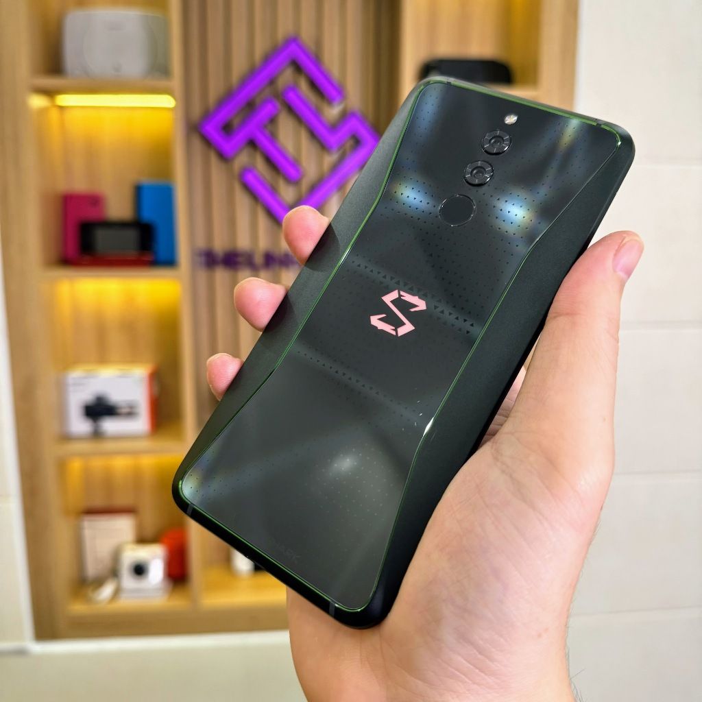 Điện thoại Xiaomi Black Shark Helo màn AMOLED 6 inch - Snapdragon 845 ram 8G 128G