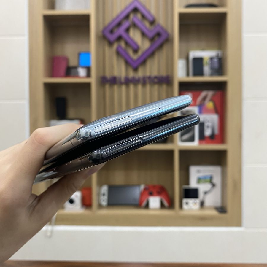 Điện thoại Sony XZ2 Premium màn 4K - Snapdragon 845 ram 6G 64G