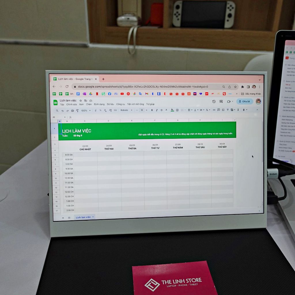 Màn hình di động 13.5 inch 2.2K (2256x1504p) 100%sRGB TypeC ThunderBolt - tỉ lệ 3:2 chuẩn của Surface Laptop