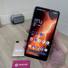 Điện thoại Sharp Aquos Sense 5G màn 5.8 inch HDR10 - Snap 690 5G