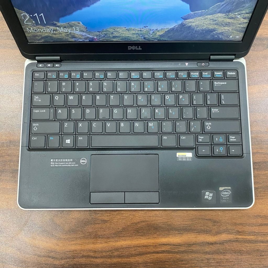 Laptop Dell Latitude E7240 Core i7 4600u dùng văn phòng mỏng nhẹ