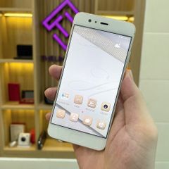 Điện thoại Huawei P10 màn 5.1 inch - Kirin 960 Camera Leica
