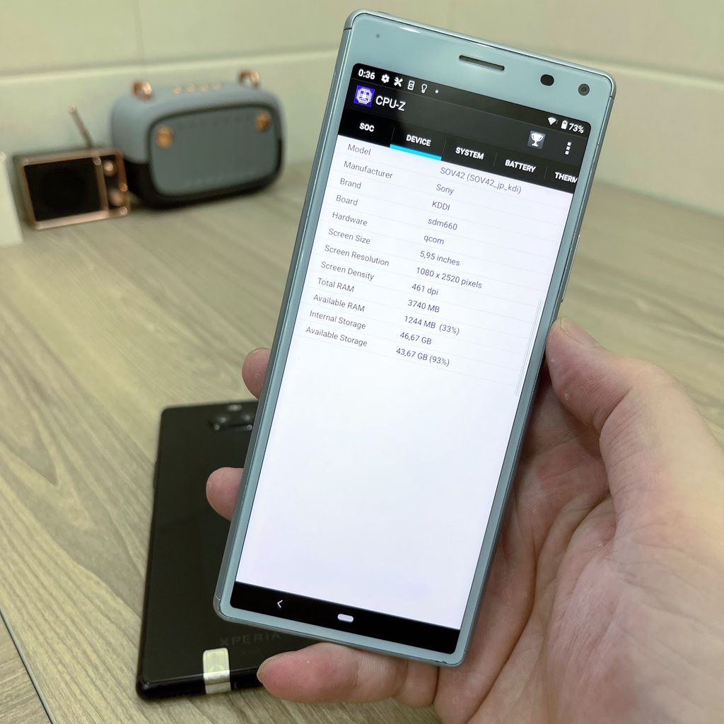 Điện thoại Sony Xperia 8 màn 6.0 tỷ lệ 21:9 - ram 4G 64G