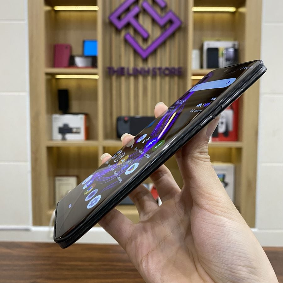 Điện thoại Sharp Aquos Zero 801SH màn OLED 2K - Ram 6G 128G