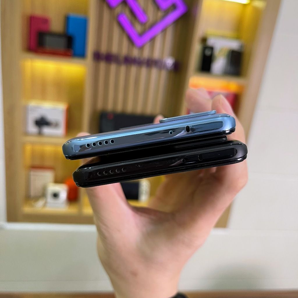 Điện thoại Redmi K50 Ultra chip Snapdragon 8+ Gen 1 - Màn OLED 144Hz 1220x2712p