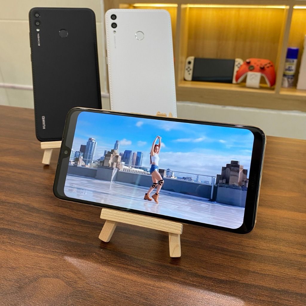 Điện thoại Huawei Enjoy Max lưng da Màn to 7.12 inch - Snapdragon 660 bộ nhớ 128G