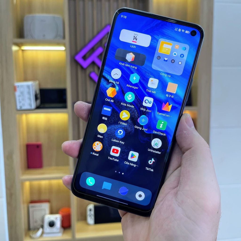 Điện thoại Vivo iQOO Neo 3 5G màn 6.57 inch 144Hz - Snap 865 ram 8G 128G