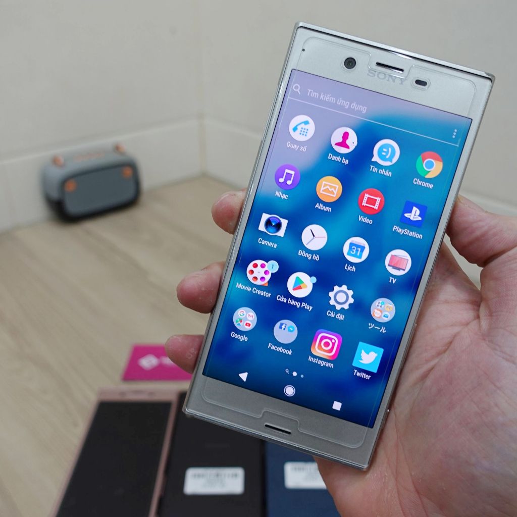 Điện thoại Sony Xperia XZ màn 5.2 inch - Snap 820 Ram 3G 32G