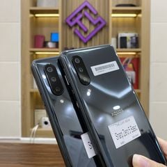 Điện thoại Sharp Aquos Zero 5G Basic màn OLED 6.4 inch - Snapdragon 765G