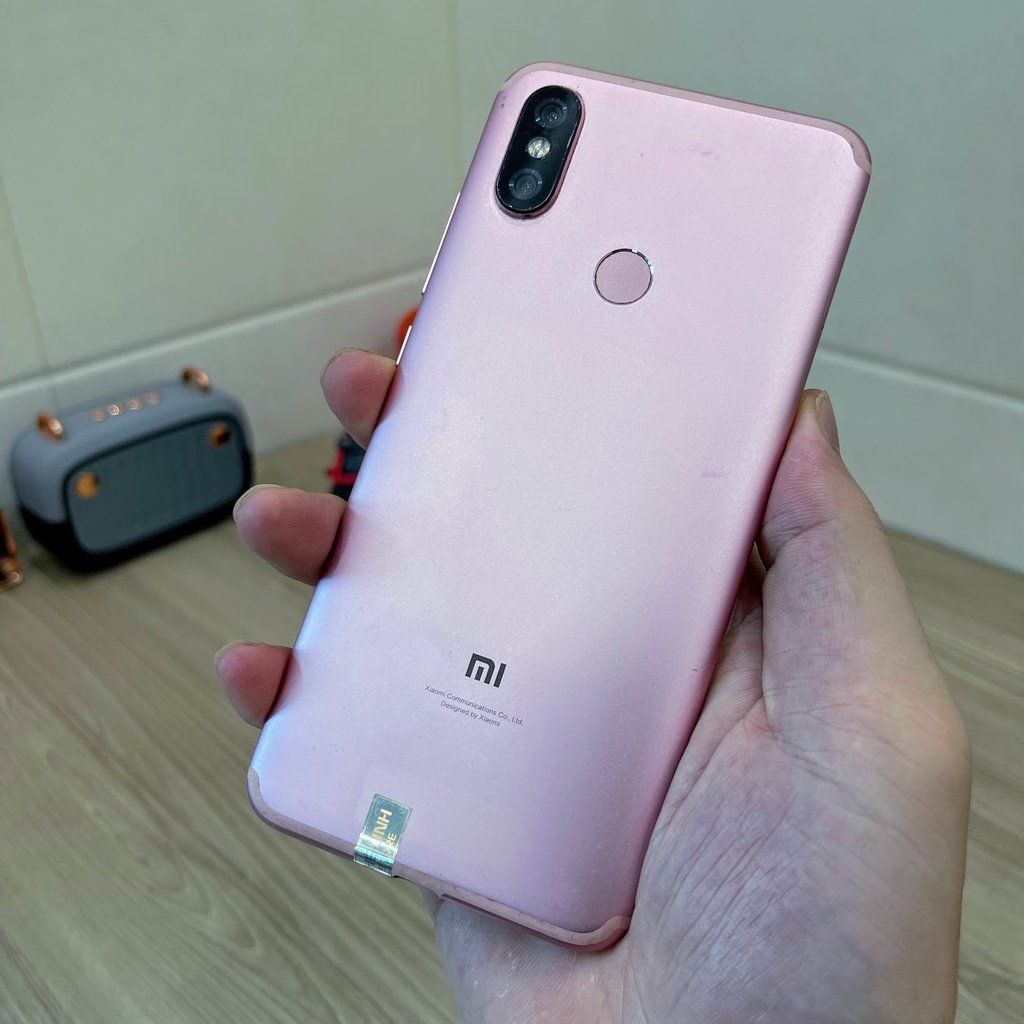 Điện thoại Xiaomi Mi 6X (Mi A2) có tiếng Việt - Snap 660 ram 6G 64G