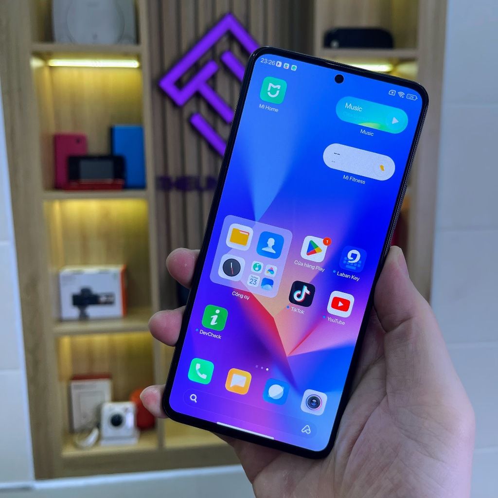 Điện thoại Redmi K50 Ultra chip Snapdragon 8+ Gen 1 - Màn OLED 144Hz 1220x2712p