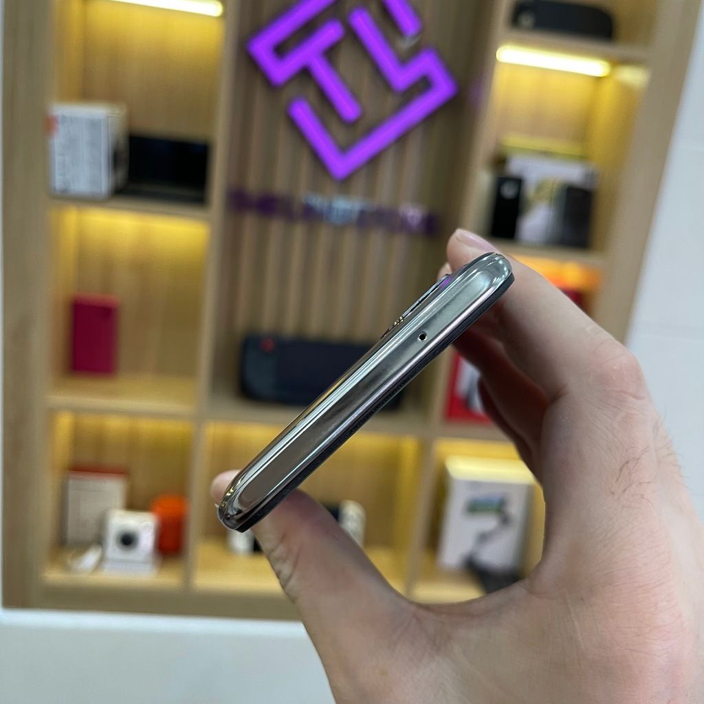 Điện thoại Vivo iQOO Neo 3 5G màn 6.57 inch 144Hz - Snap 865 ram 8G 128G