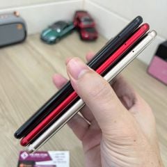 Điện thoại Meizu Pro 7 có 2 màn hình Amoled - Helio P25 ram 4G 64G