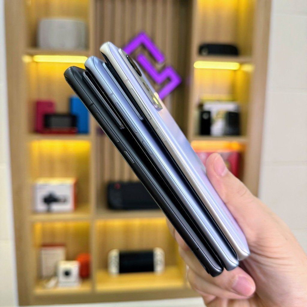 Điện thoại Xiaomi Mi 12X màn cong AMOLED 120Hz - Snap 870 bộ nhớ 256G