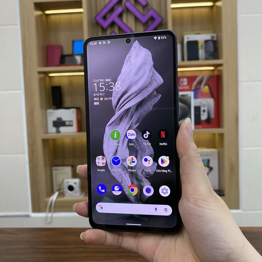 Điện thoại Sharp Aquos R7 màn 240Hz - Snapdragon 8 Gen 1 ram 12G 256G