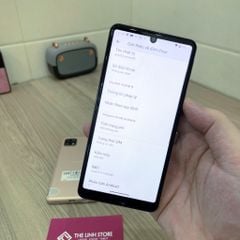 Điện thoại Sharp Aquos Sense 5G màn 5.8 inch HDR10 - Snap 690 5G