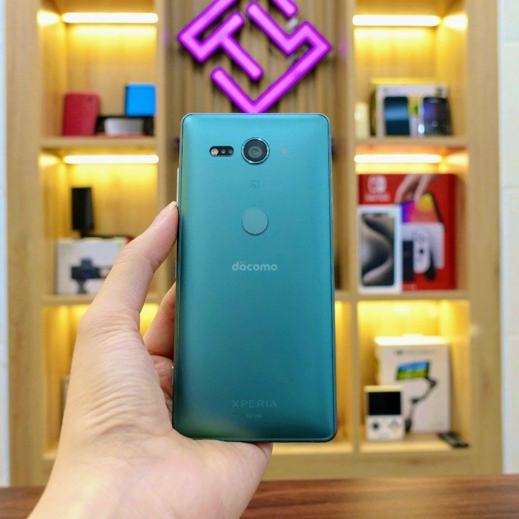 Điện thoại Sony XZ2 Compact Snapdragon 845 Màn 5.0 inch FullHD nhỏ gọn