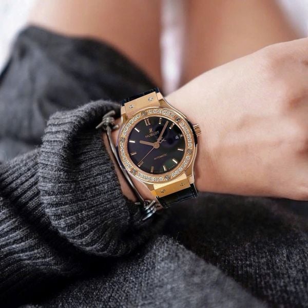 HV0767 Đồng Hồ HUBLOT CLASSIC FUSION 38 MM Kim Cương Thiên Nhiên