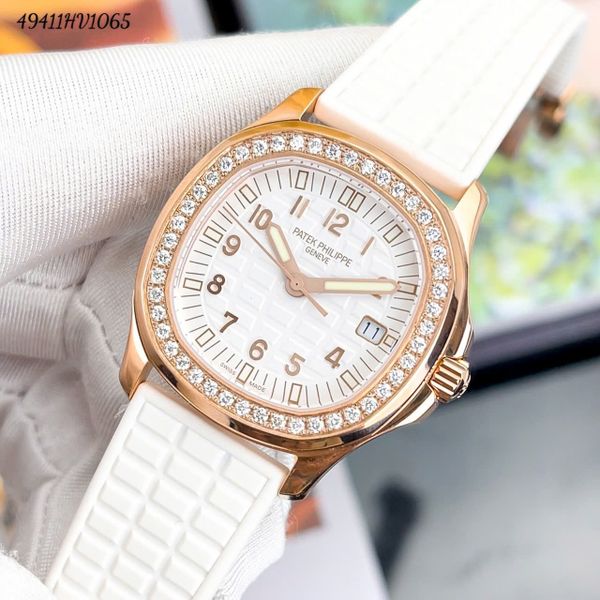 HV1065 Đồng Hồ PATEK PHILIPPE AQUANAUT 35 MM